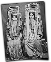 GFX_report_event_yomut_woman