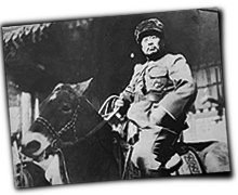 GFX_report_event_FNG_tang_yulin_horseback