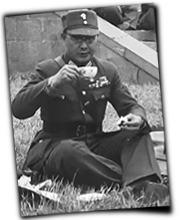 GFX_report_event_YUN_he_yingqin_picnic