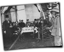 GFX_report_event_YUN_tang_jiyao_and_diplomats_3