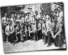 GFX_report_event_IRE_blueshirt_group