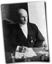 GFX_report_event_UKR_pavlo_skoropadskyi_writing