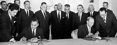 GFX_news_event_AFG_join_faction_SOV