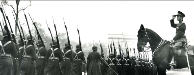 GFX_news_event_BEL_monarchist_parade